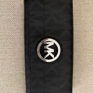 Micheal Kors Wallet